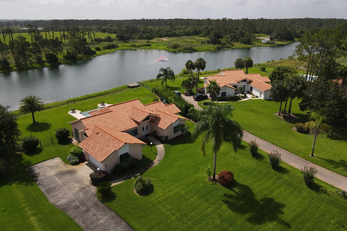 Drone view of Citrus Breeze and Lake Denise