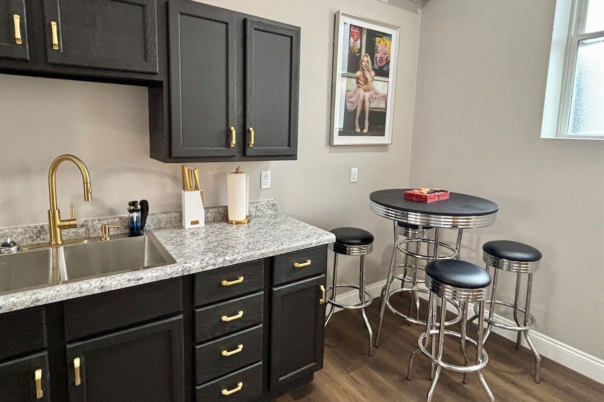 Kitchenette