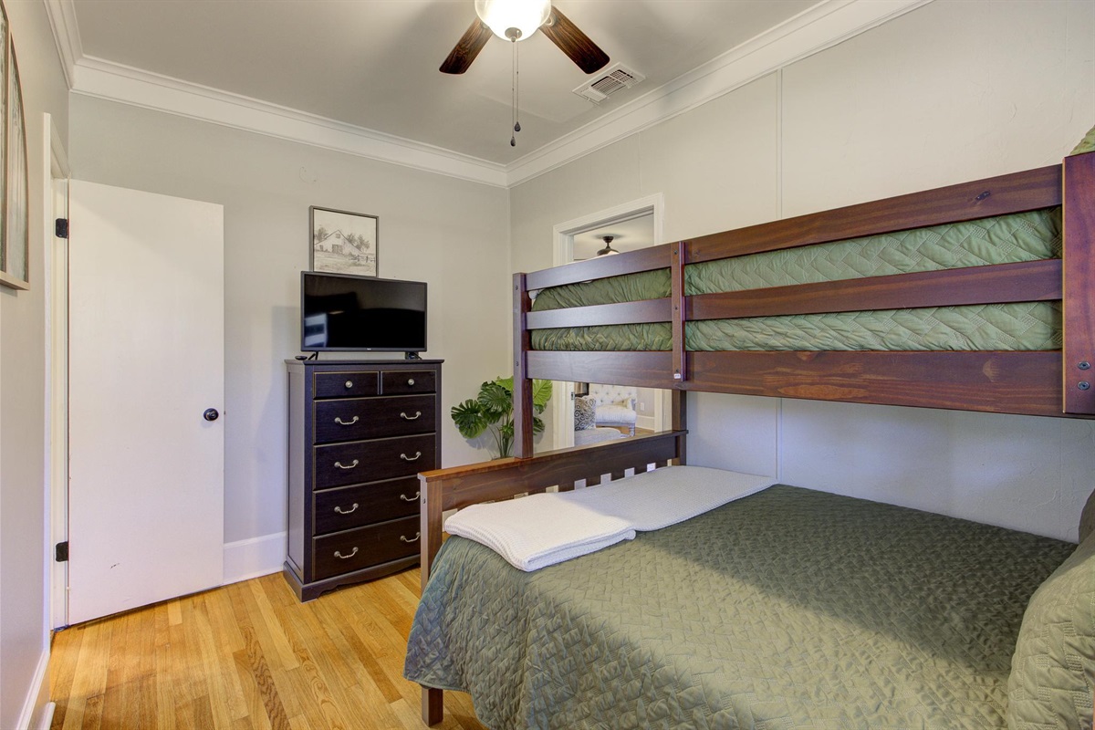 Bedroom #2: Twin over full bunk bed, TV, Jack-and-Jill bathroom shared with Bedroom #1