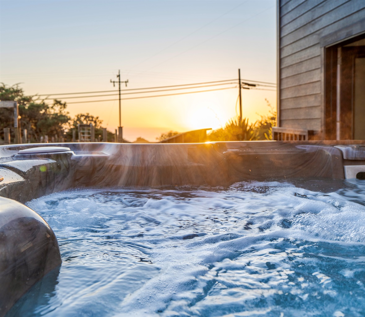 Ocean-view sunset from your secluded, private hot tub