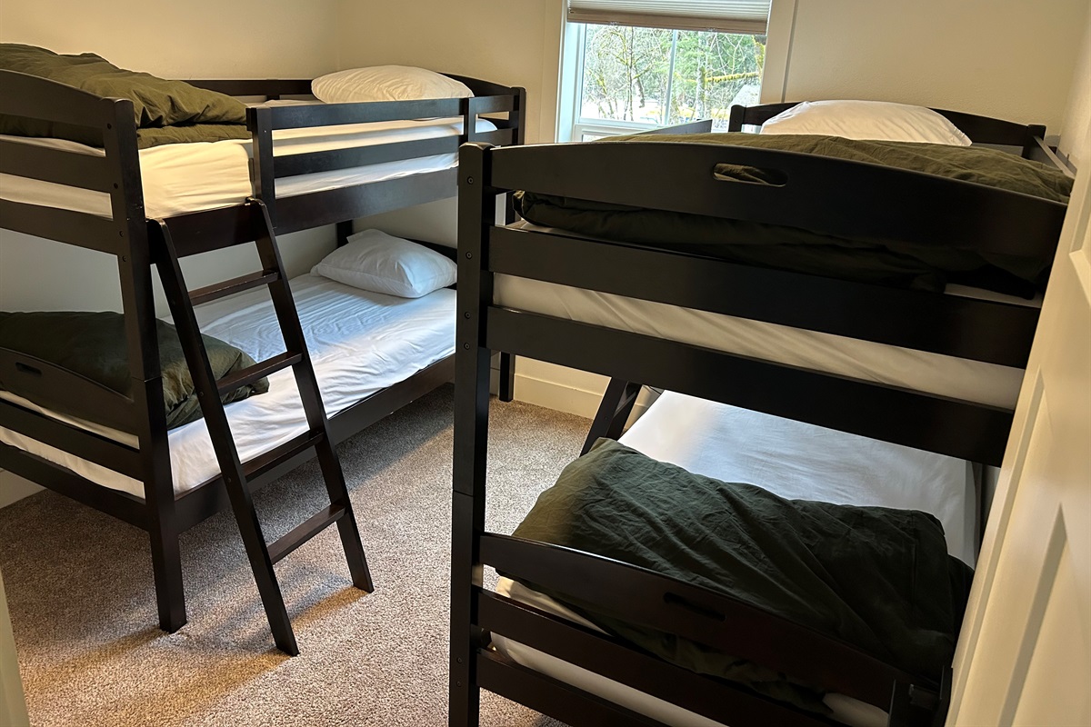Bunk bedroom