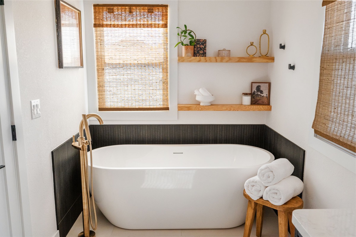 Soaker Tub