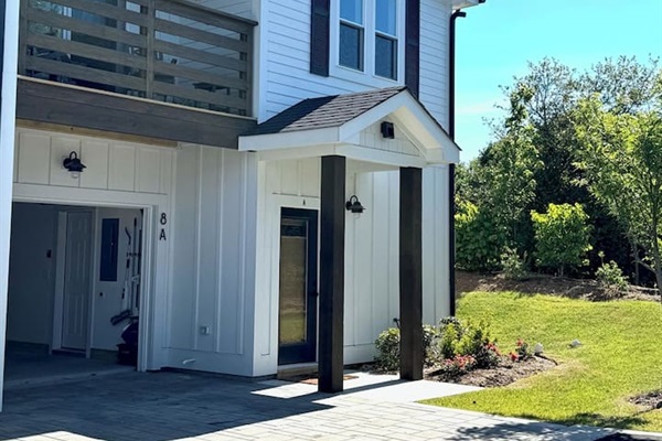 End Unit with extra privacy, quiet, shadeTwo parking spaces: Garage and Drive