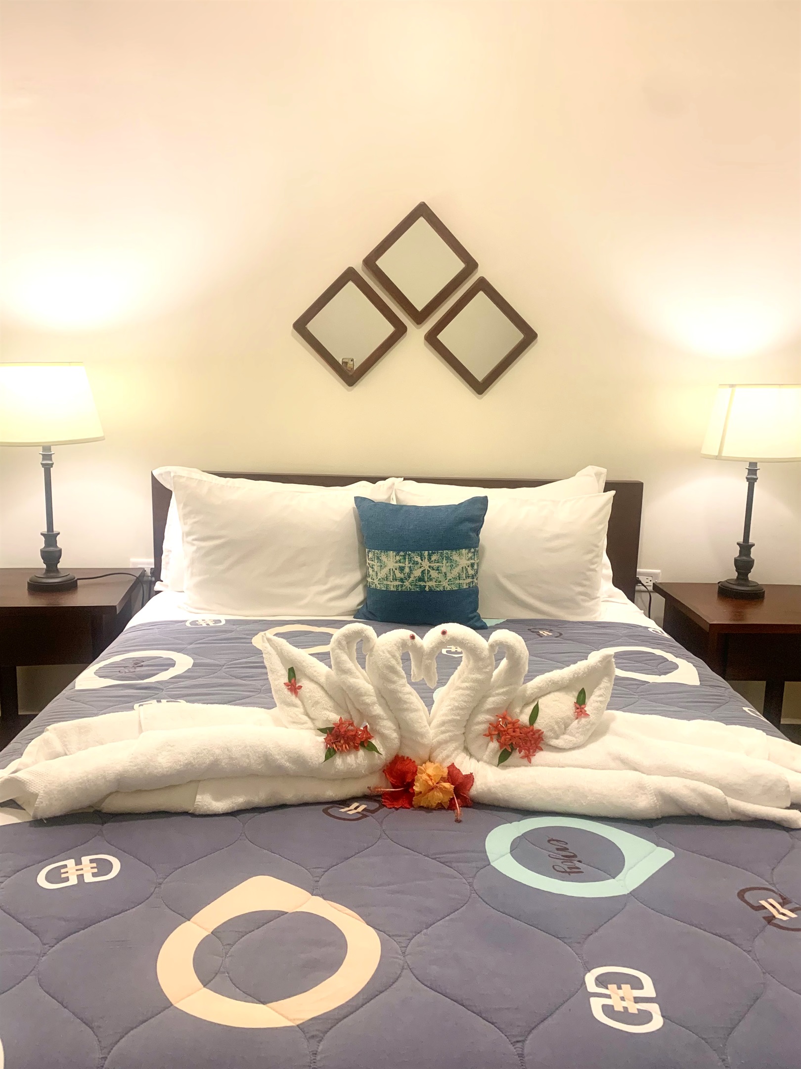 1st BEDROOM
