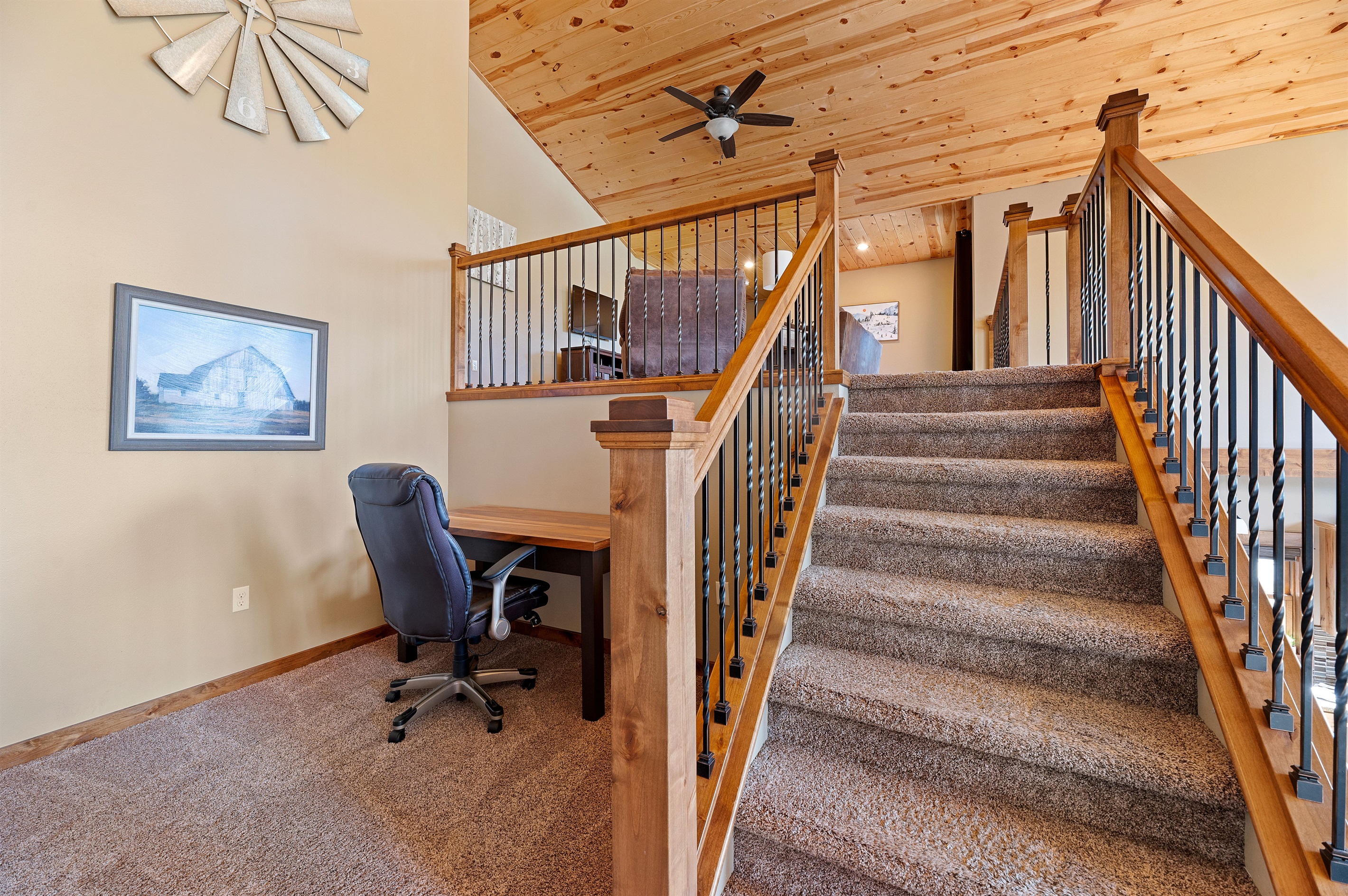 Small office between first and 2nd floor