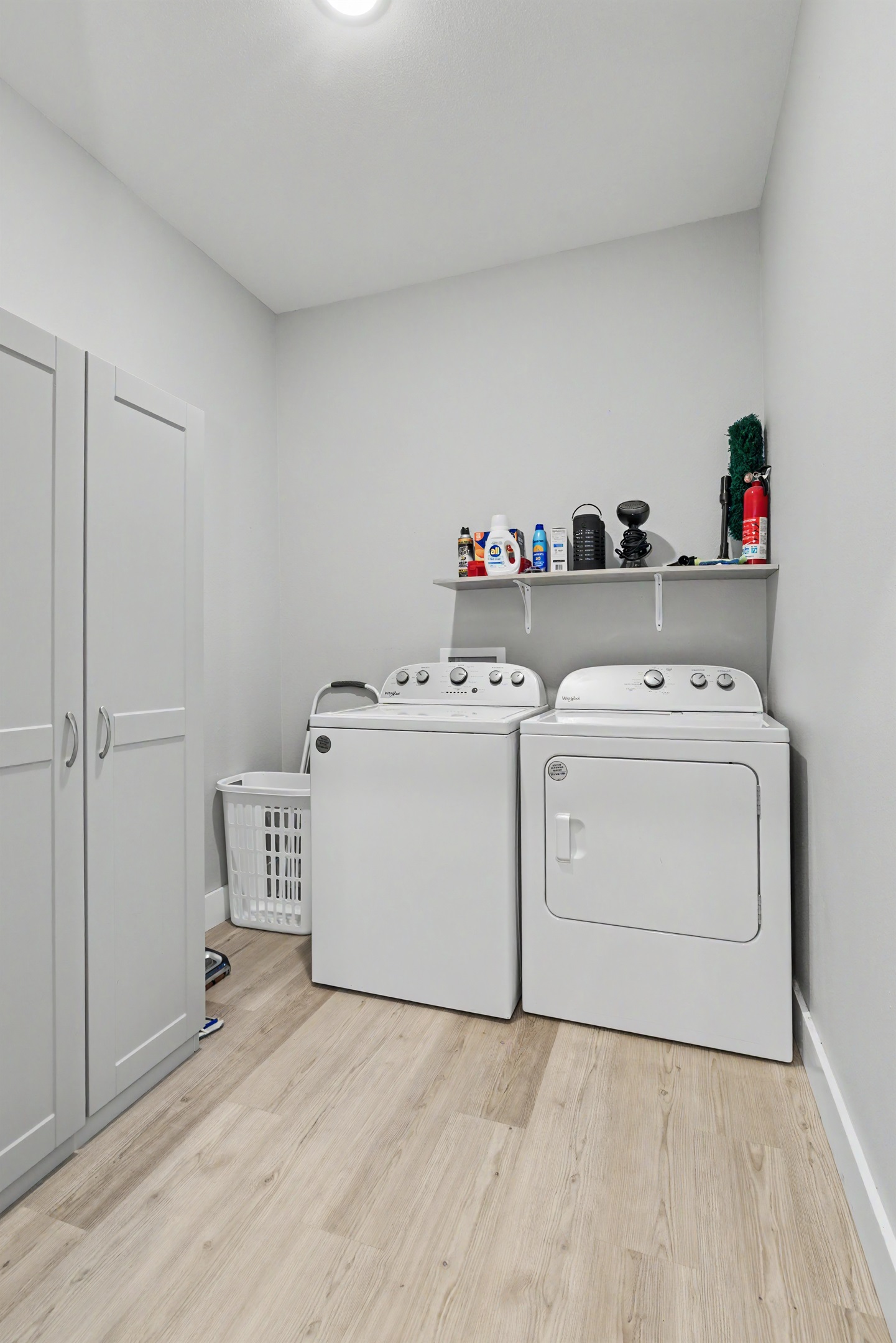 Full Laundry room available with complimentary laundry pods included, perfect for drying swimsuits after a lake day or running a quick load before heading home.