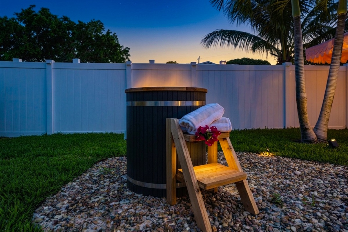Recharge and recover in your own private cold plunge oasis, surrounded by tropical landscaping and peaceful outdoor vibes. Perfect for morning wellness routines, post-beach recovery, or relaxing under the stars after a day exploring Palm Beach