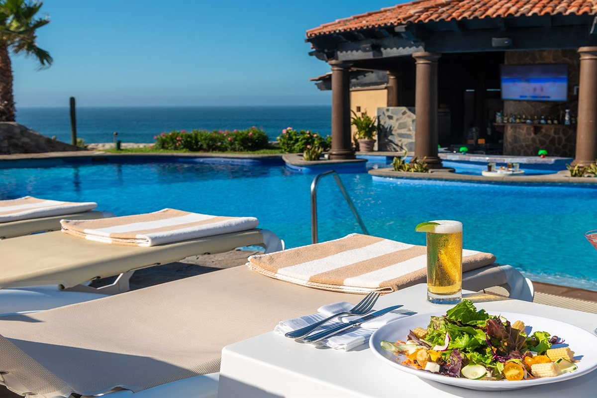 Outdoor Dining at Pueblo Bonito Sunset Beach, Vacation Travel Exclusives