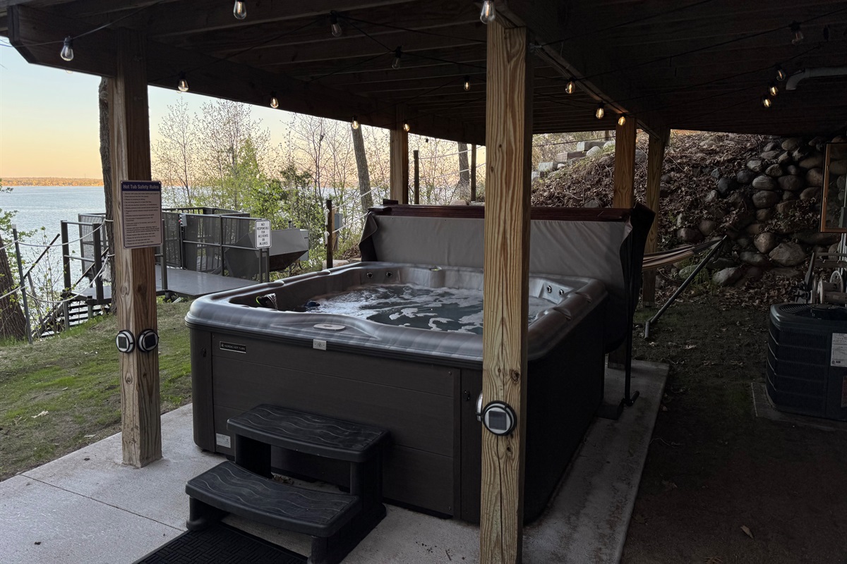 Another view of the hot tub, under our deck.