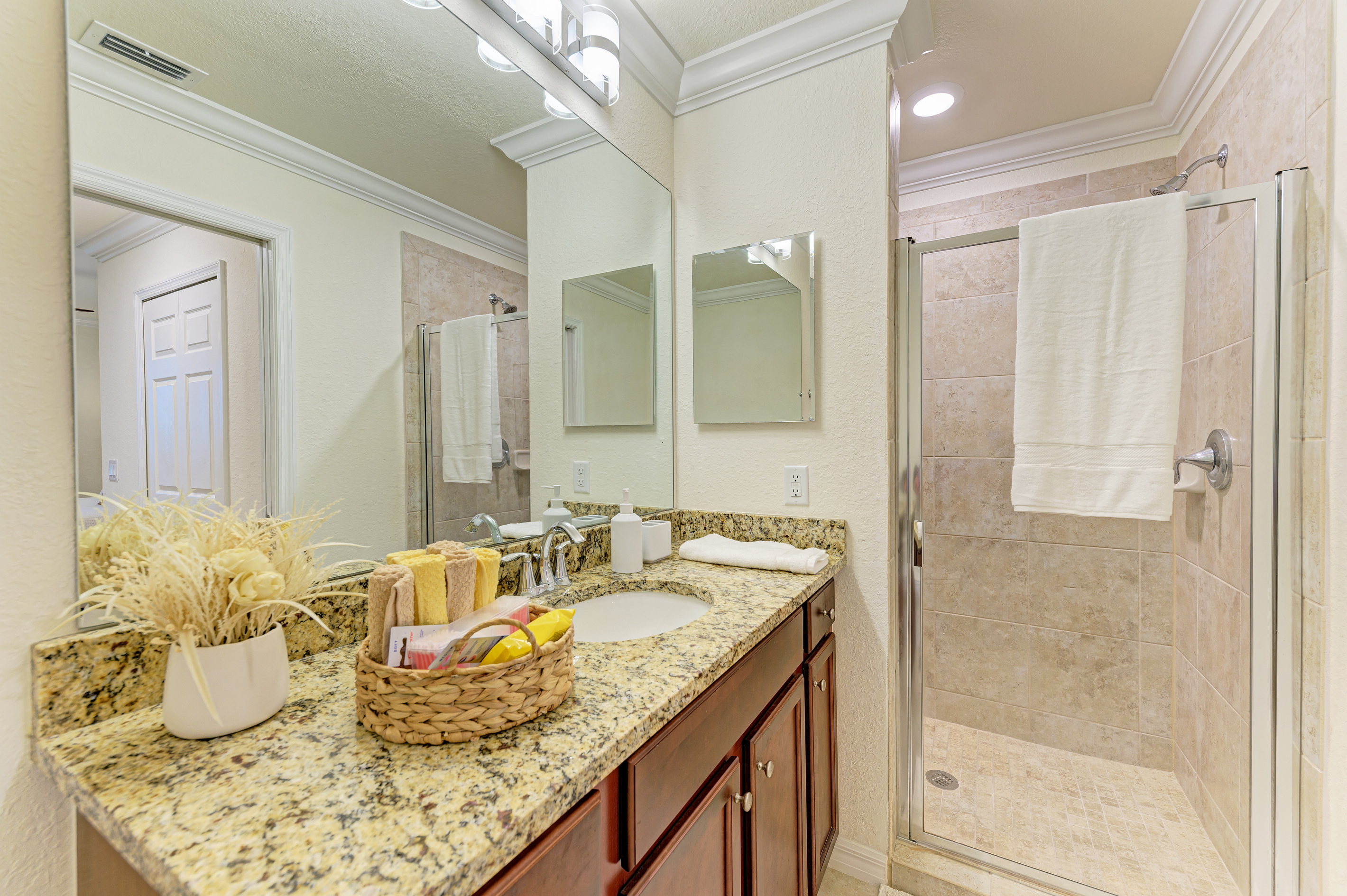 Main bathroom and shower