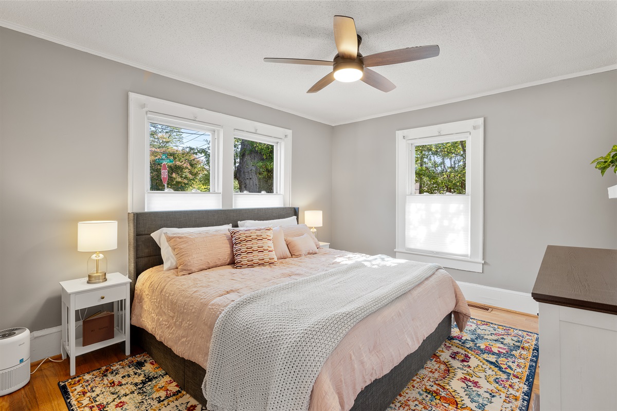 King Bedroom #1