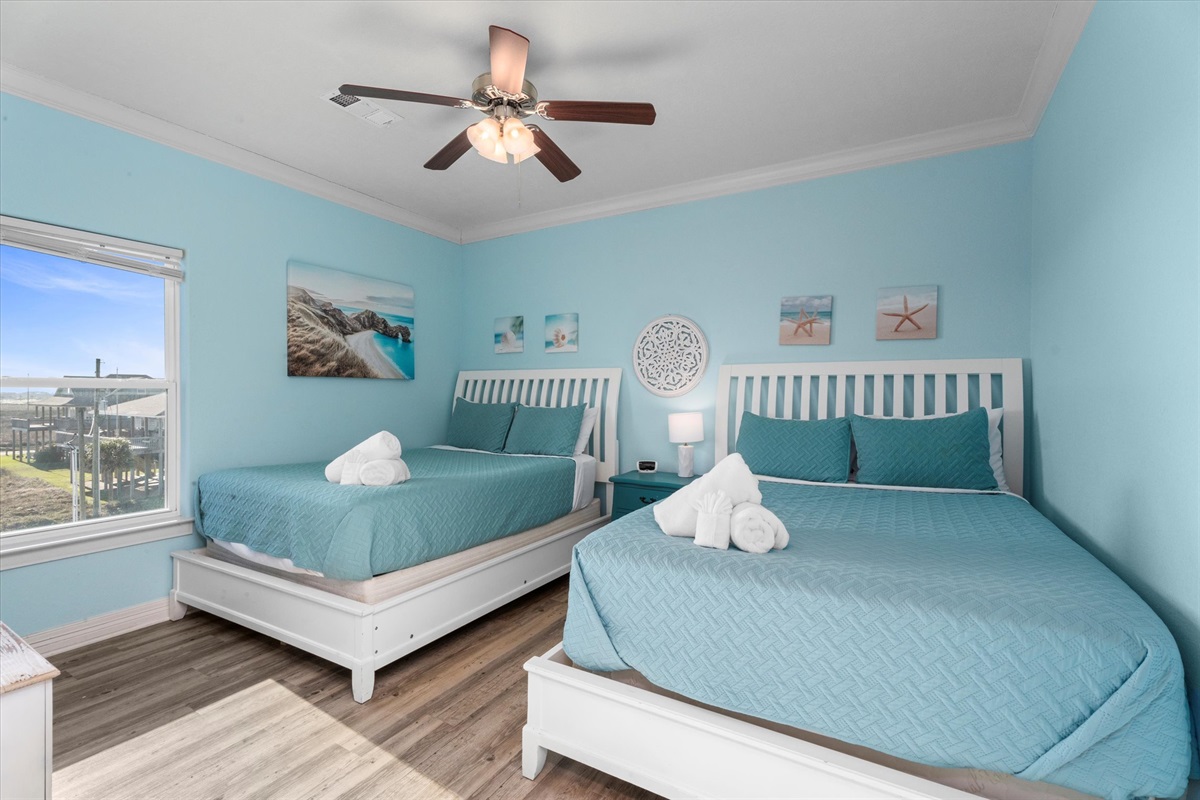 5b8d9c20f485470b993acfd53311987e Large | Beachhouse | Texas | TX | Vacation Homes | Galveston | Crystal Beach | Kokomo | Breezy Days | Beachfront Elegance | Sunrise Serenity | Southern Sands Property Management, LLC