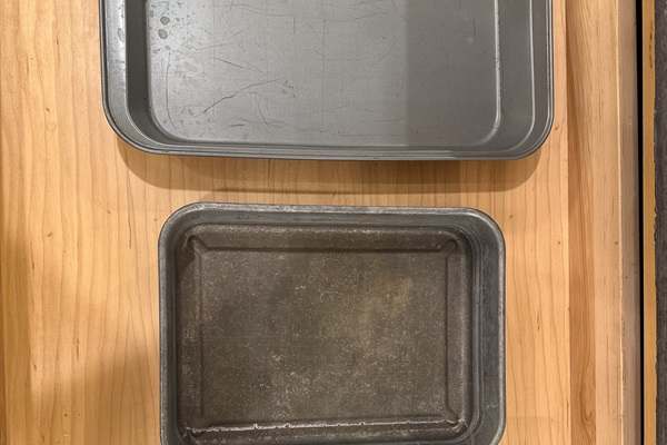 Baking pans