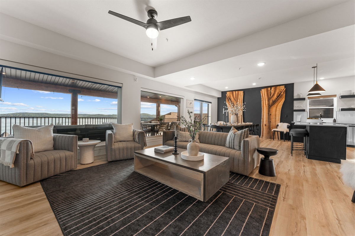 lots of seating with high end furniture!