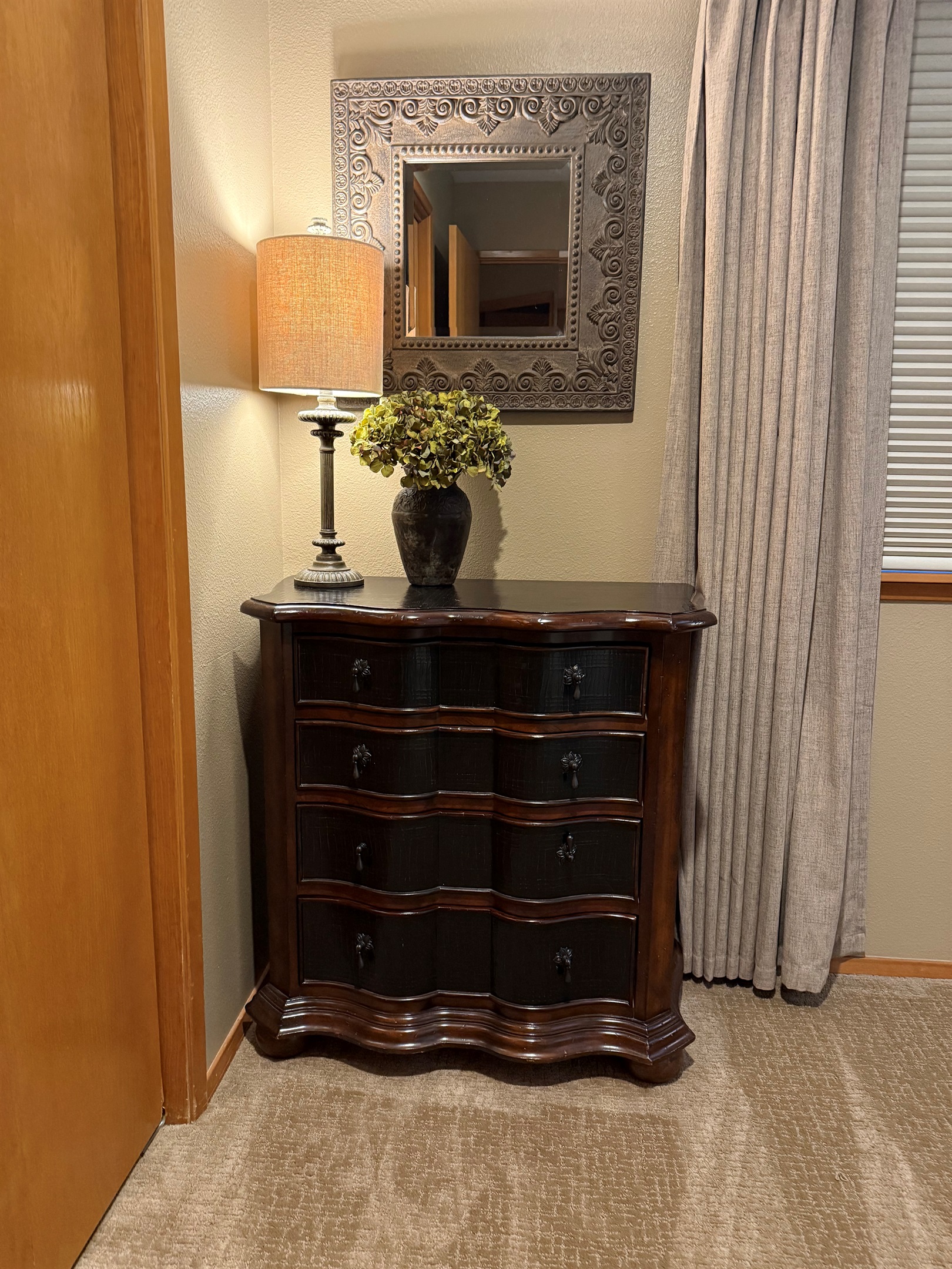 Second bedroom with dresser