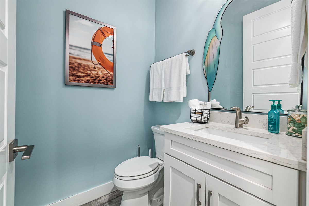Powder Room (2nd Floor)