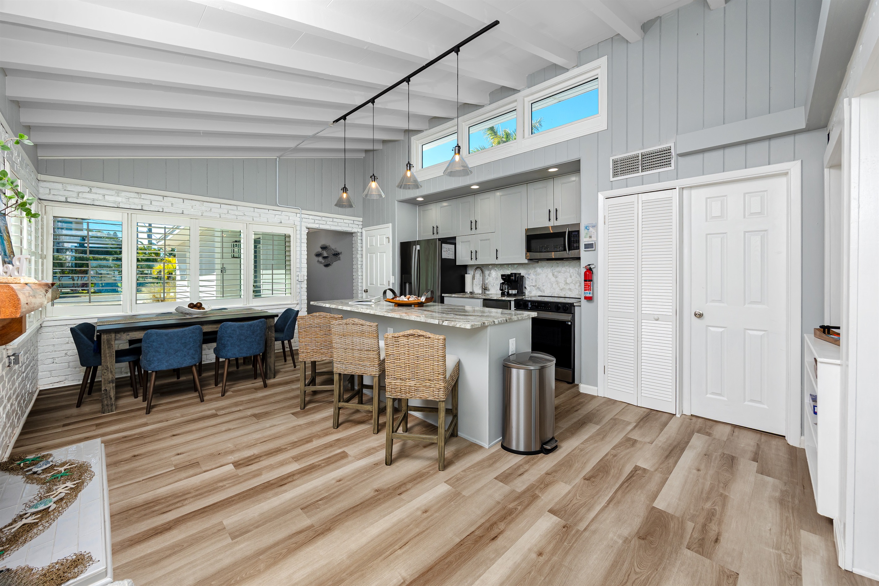 Kitchen and Dining room 