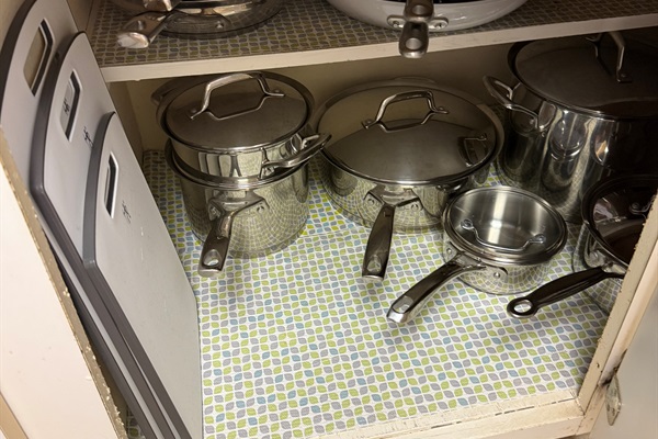 Both Stainless and non-stick pans