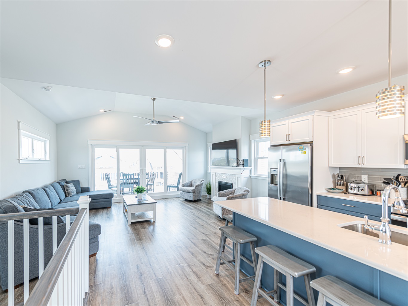 Kitchen/Living area