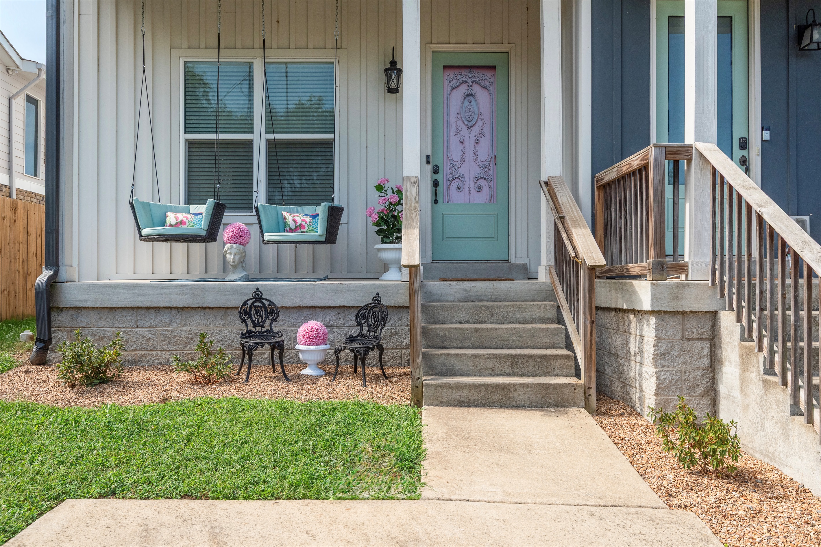 Swinging Porch Chairs