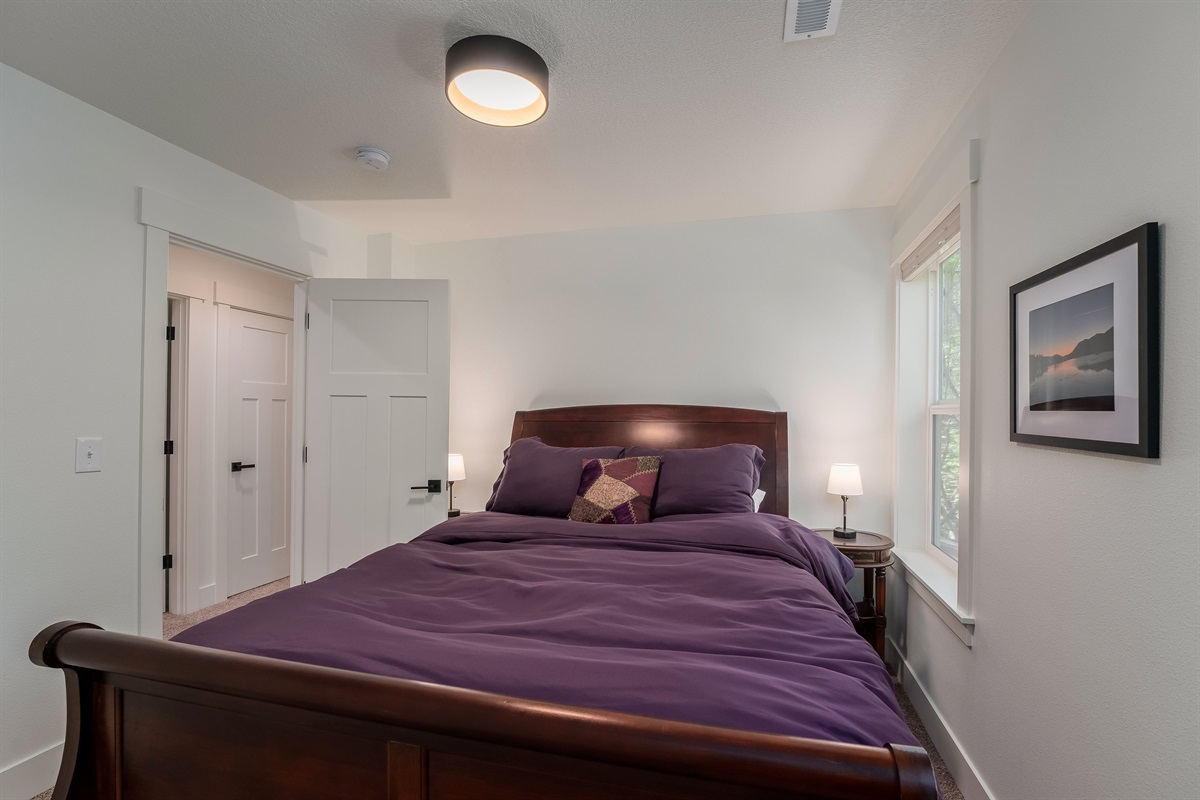 Queen Bedroom