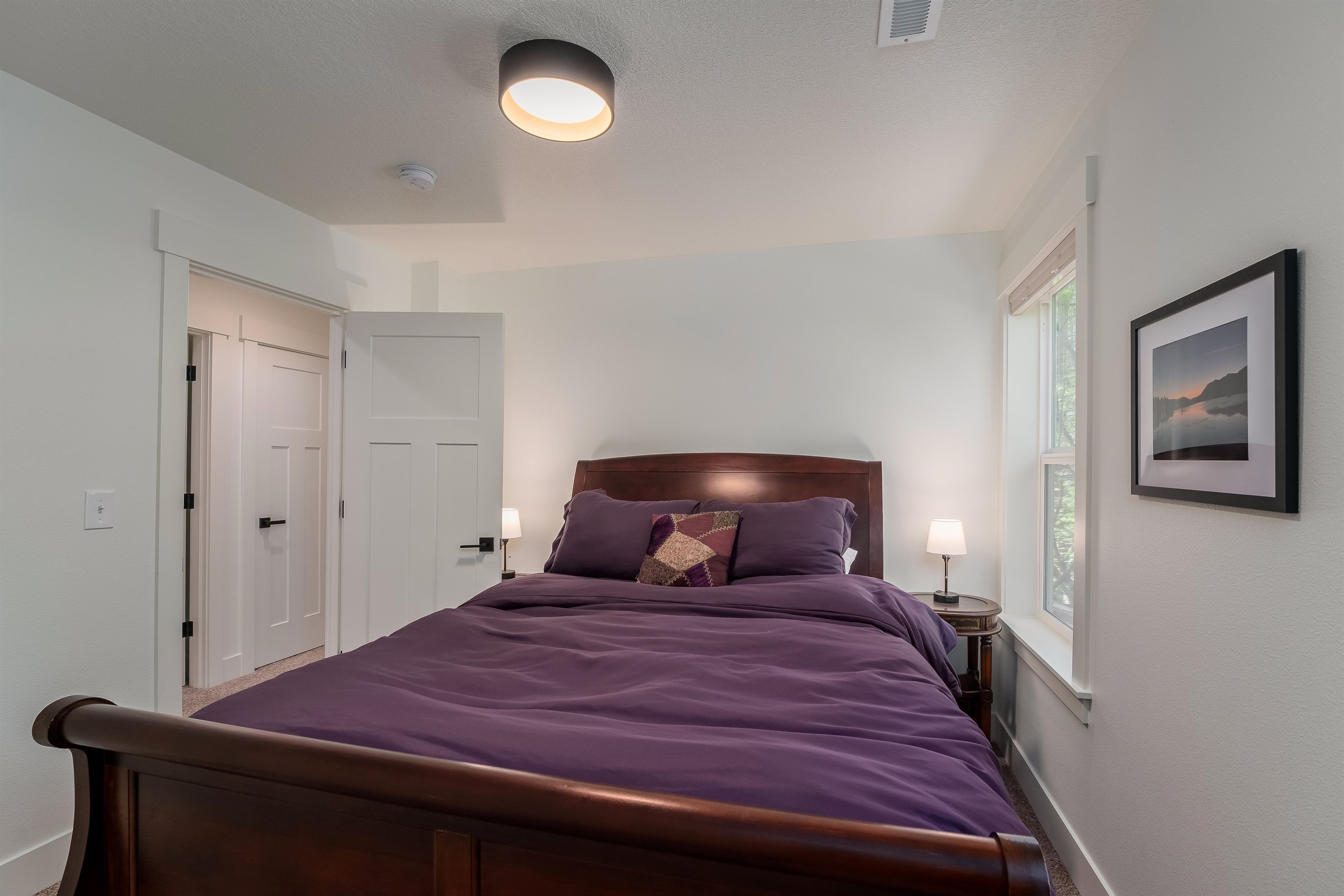 Queen Bedroom