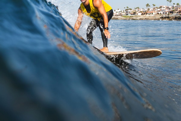 Las Gaviotas Surfing