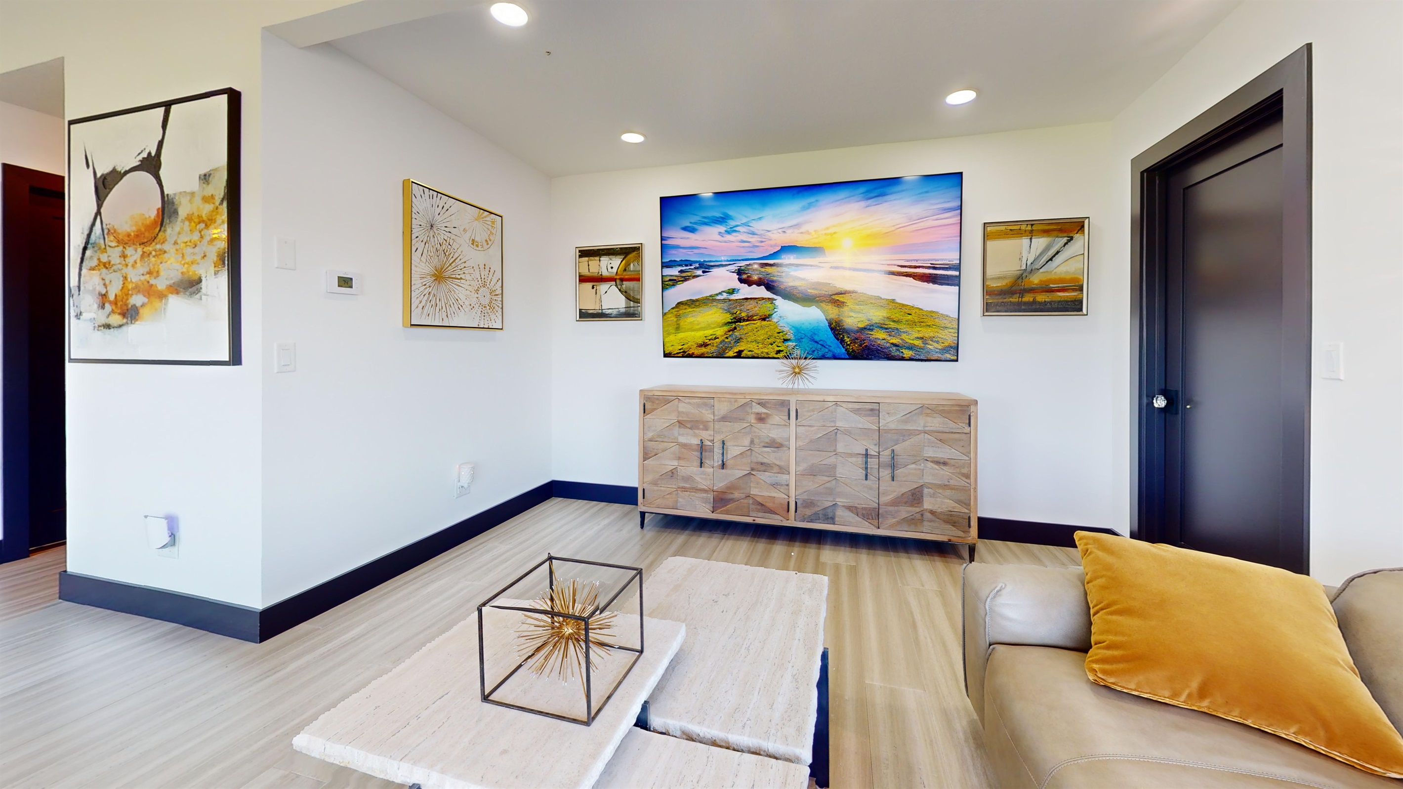 Upstairs living room has plenty of seating and SmartTV.