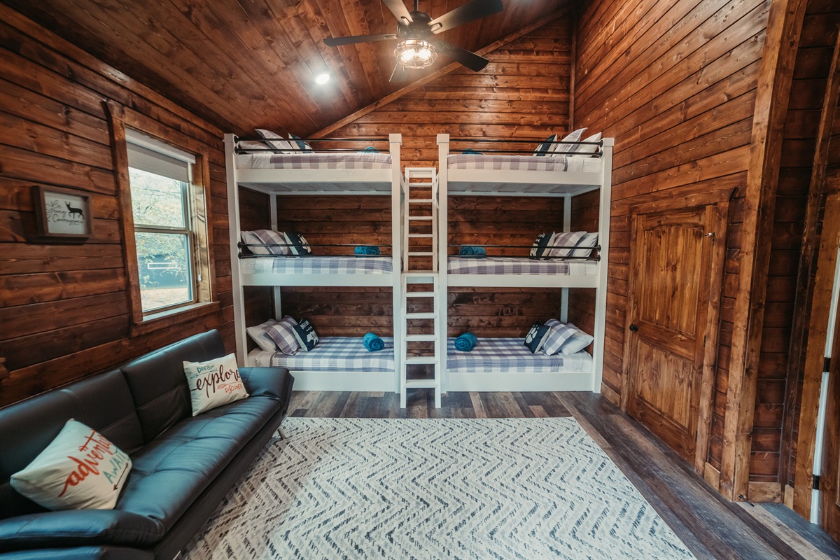 Bunk Room - sleeps 6