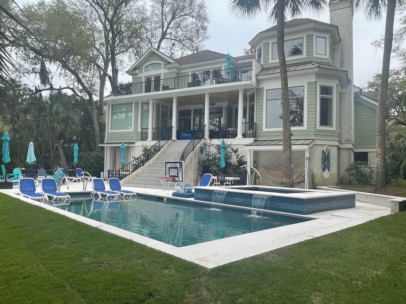 New 32’ x 15’ swimming pool with 10 person spa both heated separately.