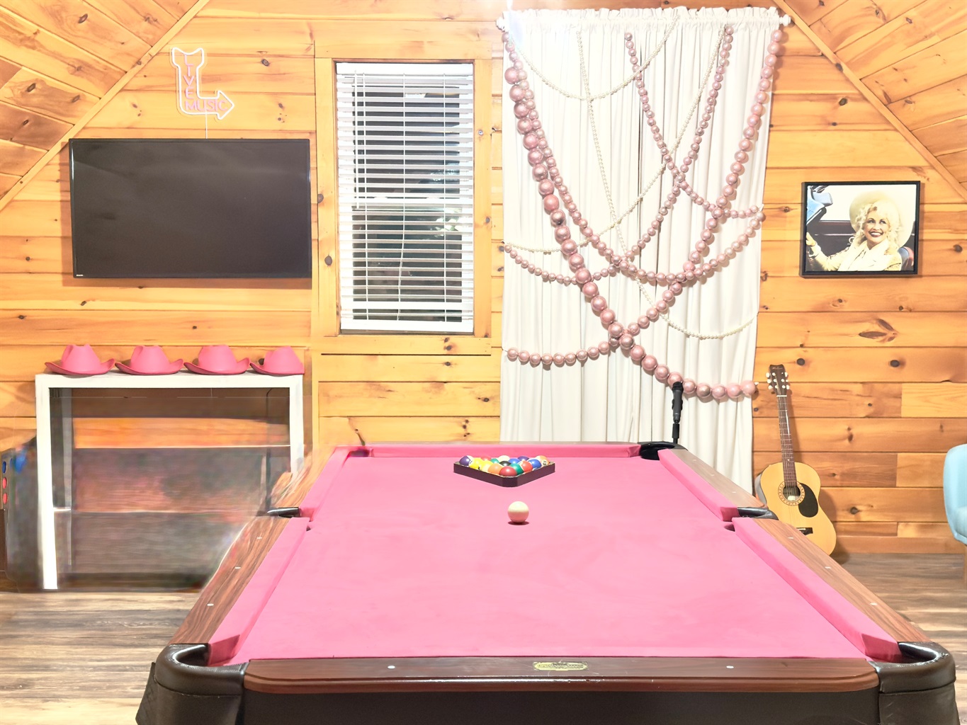 New pearl necklace selfie wall w/ pink pool table