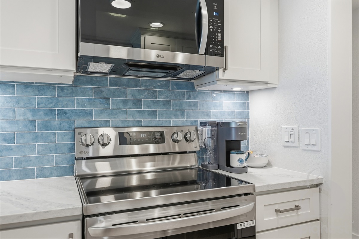 Stainless range and microwave