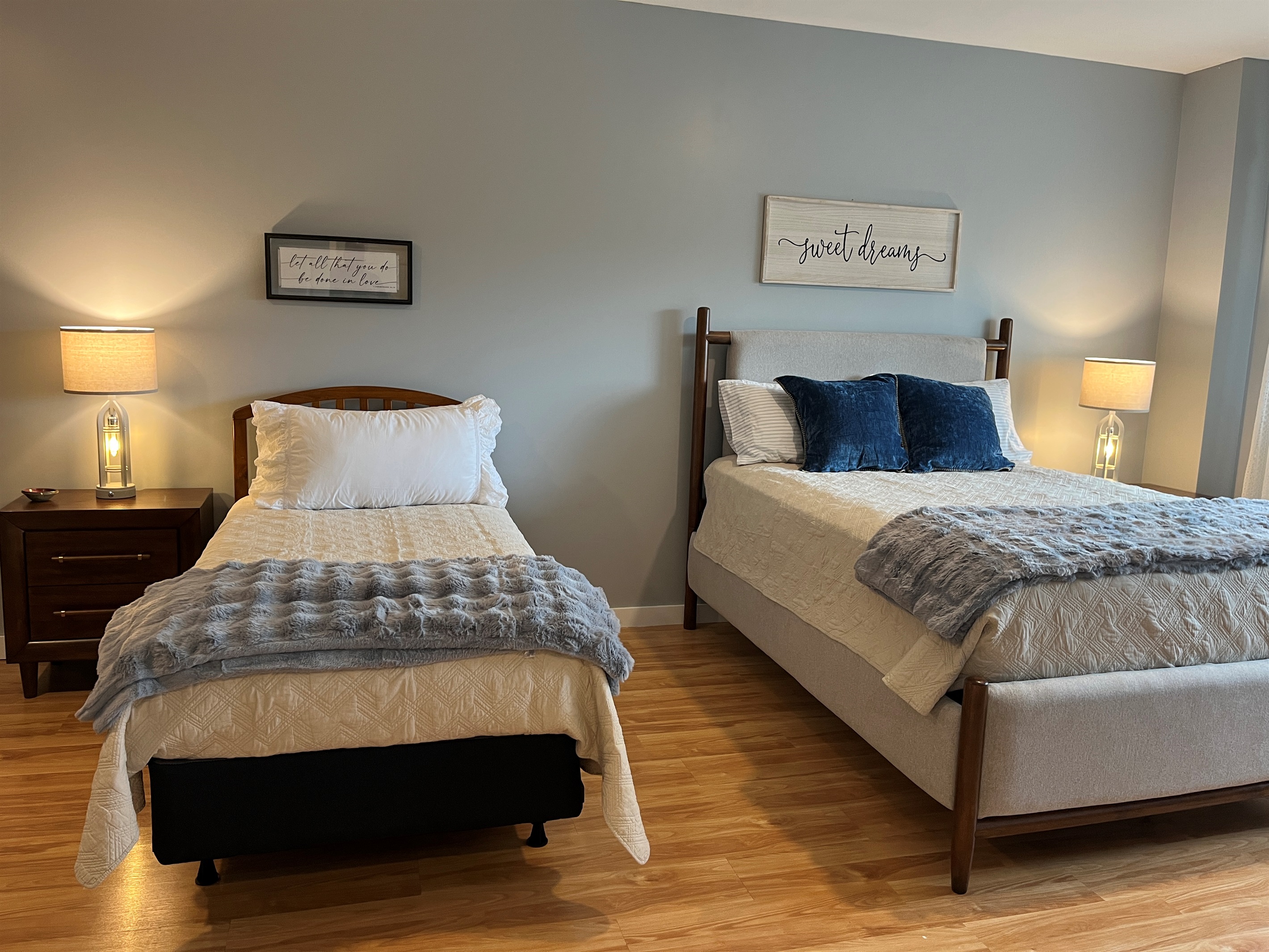 Lower level Family suite with Queen, Twin and lounge area