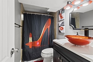 Complete Bathroom Oasis! 🚿🌟 - Immerse yourself in the ultimate bathroom experience, where every detail is designed for your comfort and rejuvenation.