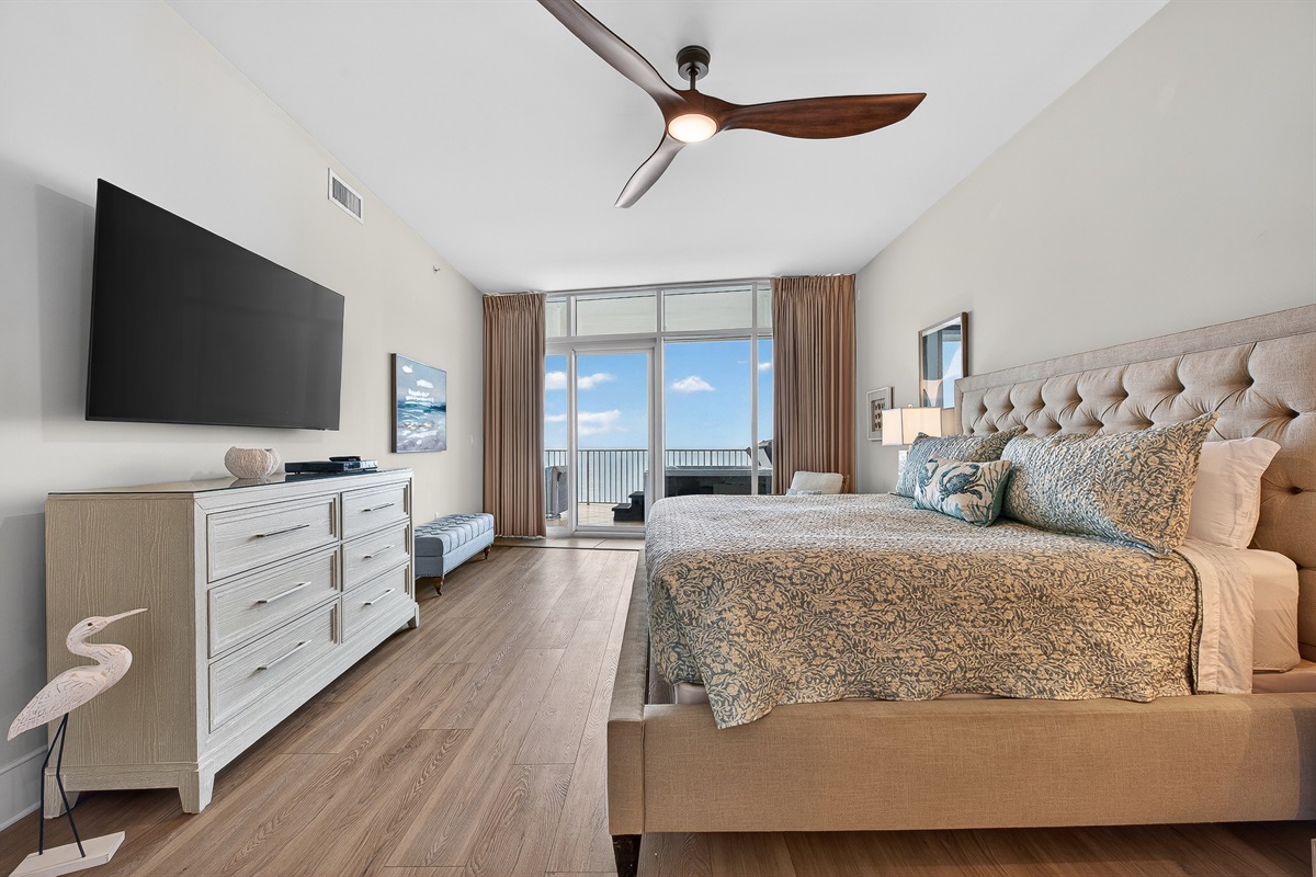 Master Bedroom, King