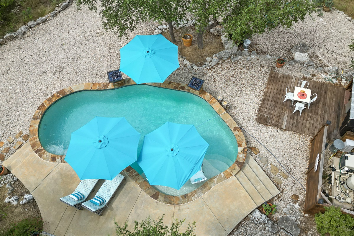 String lights and wide-open Texas skies