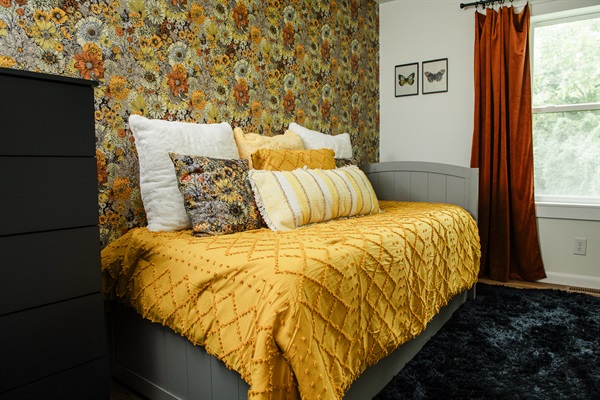 Bedroom 3 with twin and trundle