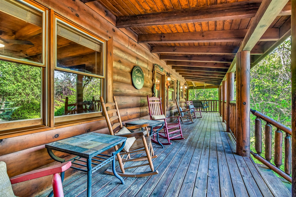 Plenty of room for the whole gang to rock together!