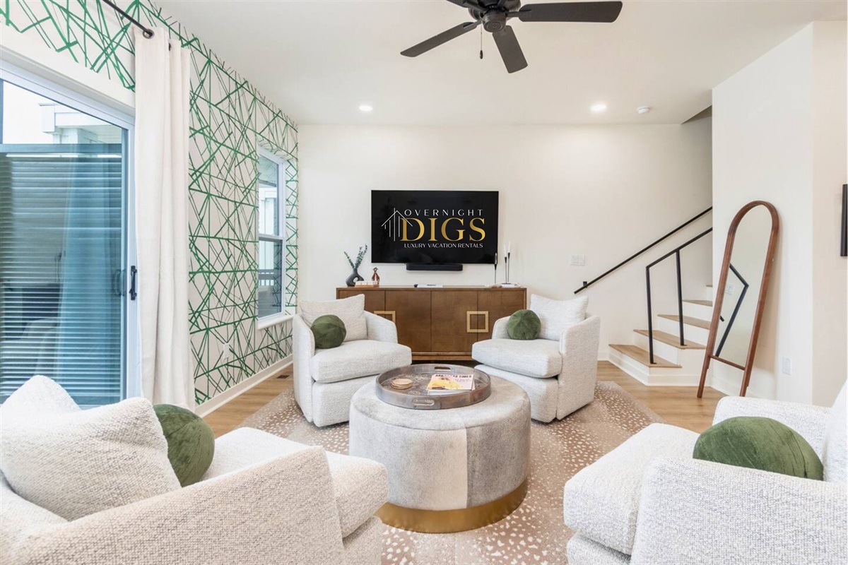 Spacious Living Room with Large SmartTV with Roku - Perfect for Movies & Sports!