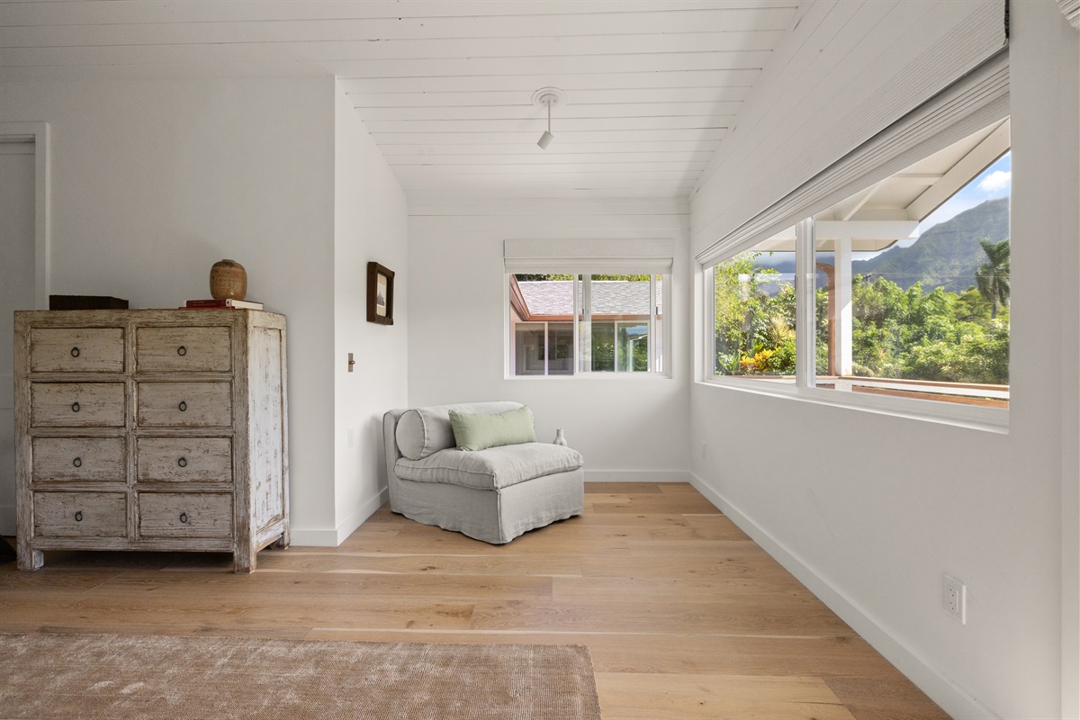 Front Suite - Study