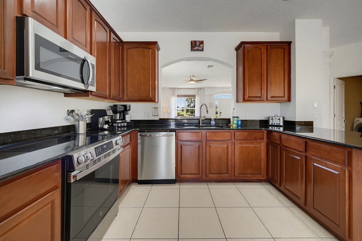 Fully stocked kitchen