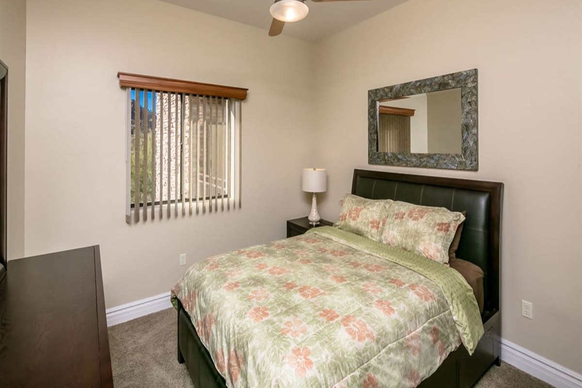 Bedroom 2 Queen Bed