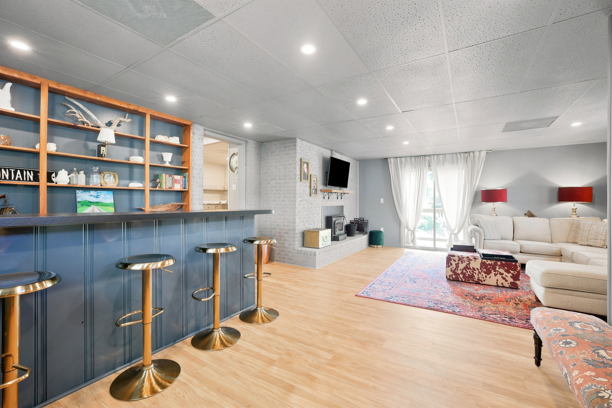 Entry Room 
