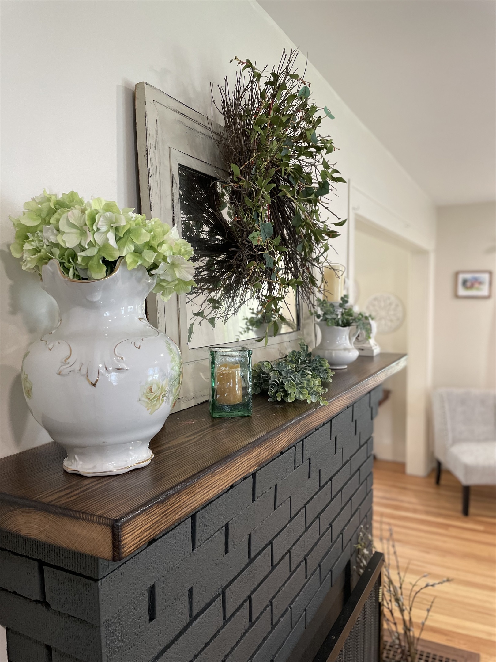 Mantle decor
