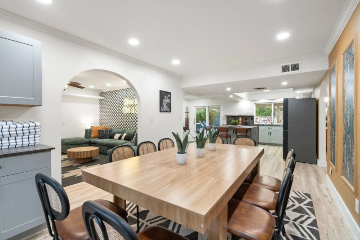 This table sits right at the heart of the home, with the kitchen on one side and the lounge just steps away. Whether it's a big group breakfast or a slow evening in, everyone stays connected without missing a beat.
