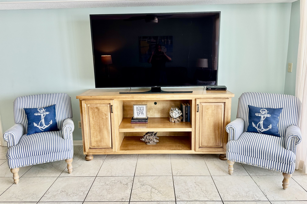 Huge 75" smart tv!