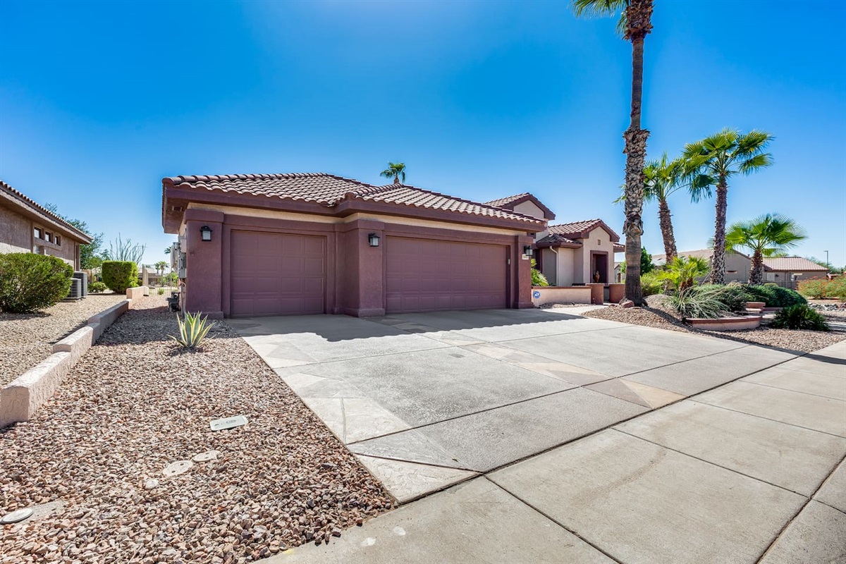Cozy Cactus Pad in The Grande! Heated Pool|Hot Tub — Cozy Cactus Pad with Pool in Surprise, Surprise, Arizona — photo 7