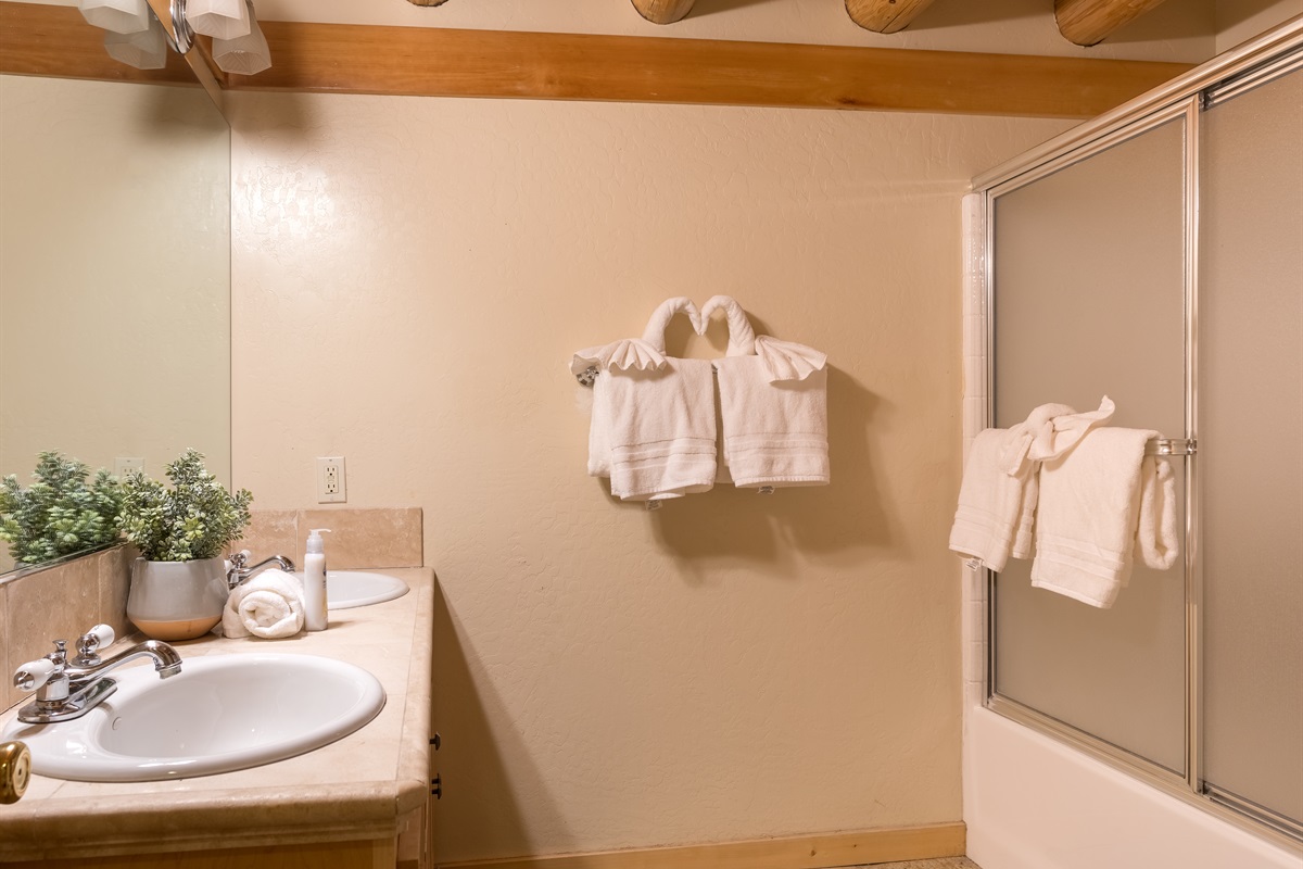 Brownie Cabin Premium Big Bear Cabin Rentals