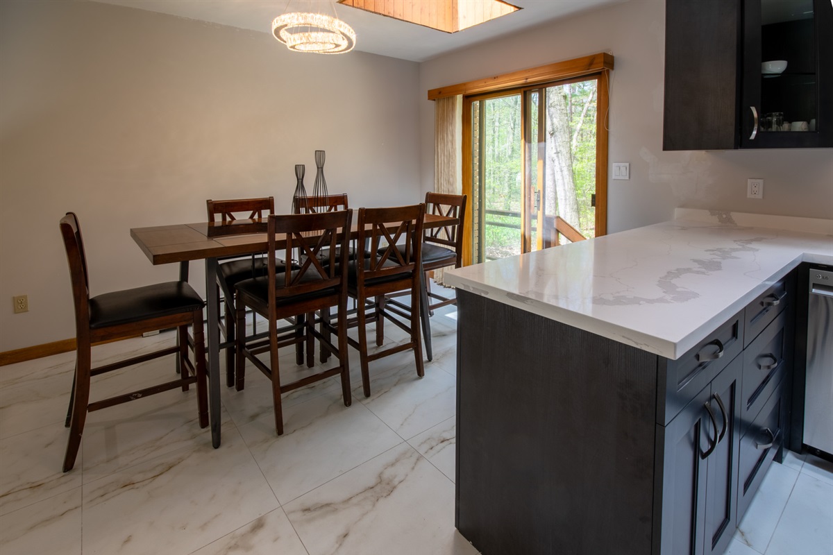 5cd6920b1c6740b99ccf8d5aff2c4374 Large