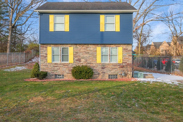 On Campus Home Updated Steps From Hesburgh - 10+, photo 34